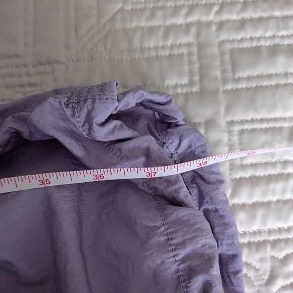 ARITZIA TNA Lilac Nylon Cargo Streetwear Athletic Athleisure Pants Size Small - Picture 10 of 13
